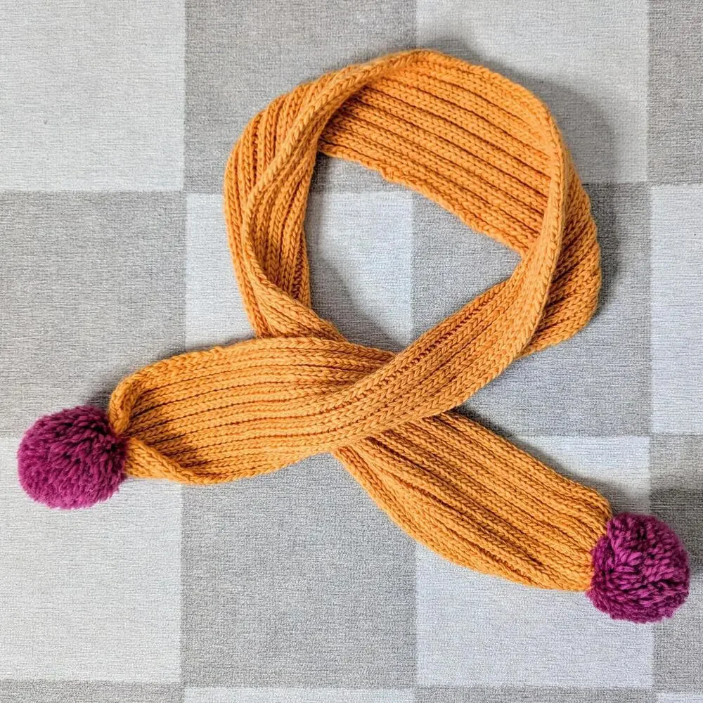 Vintage J. Peterman 100% wool chunky knit pompom statement scarf